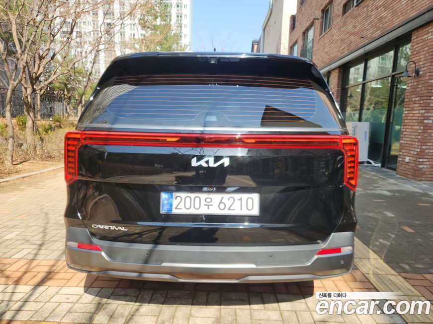 Kia Canival 2024