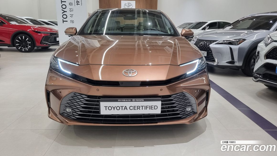 Toyota Camry 2025