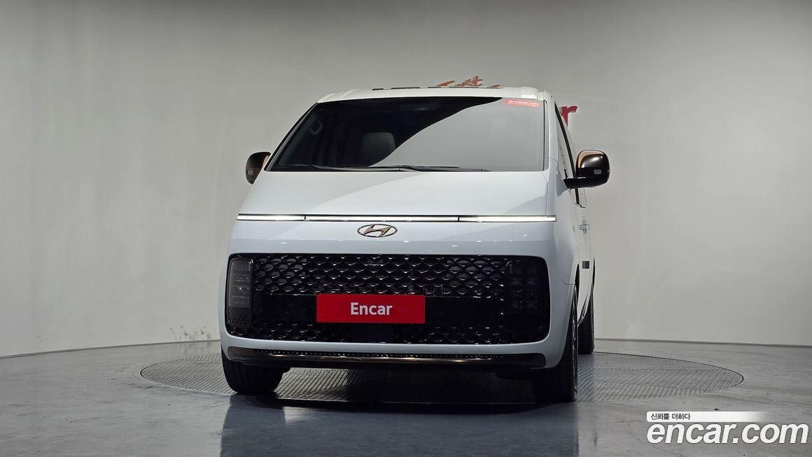 Hyundai Staria 2023