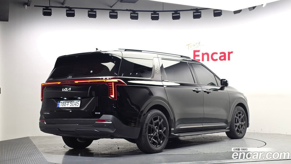 Kia Canival 2024