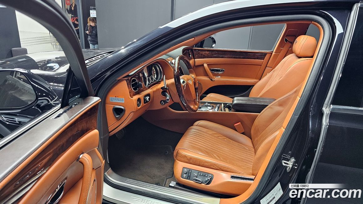 Bentley Flying Spur 2017