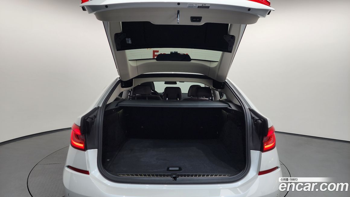 BMW Gran Turismo 2023