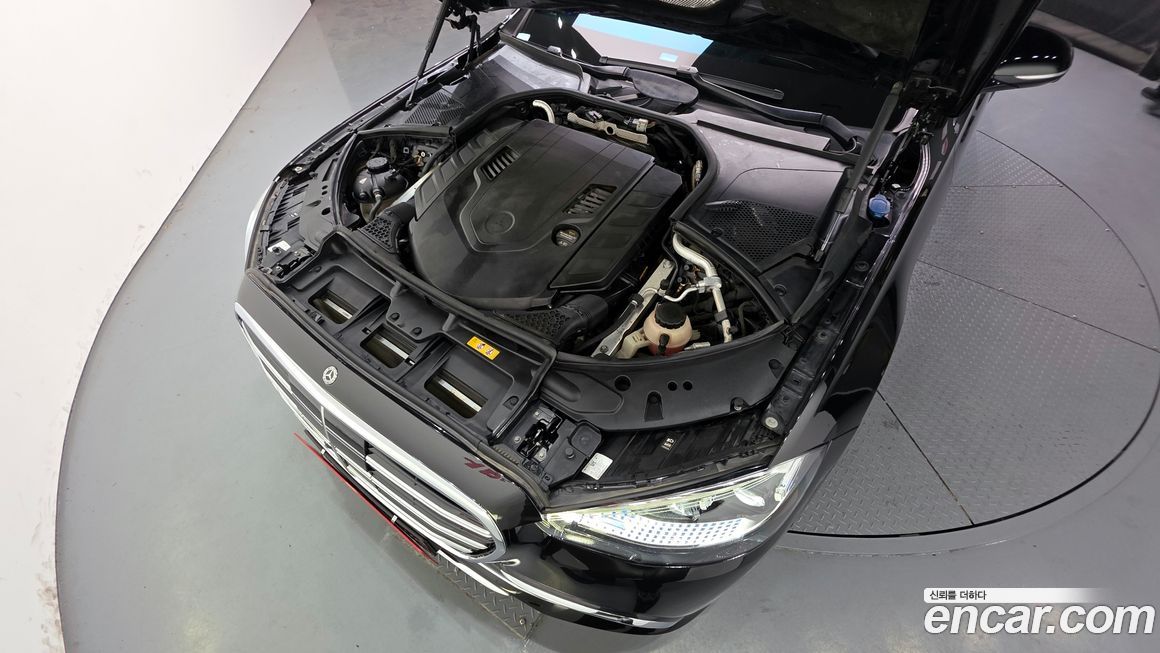 Mercedes-Benz S-Class 2021