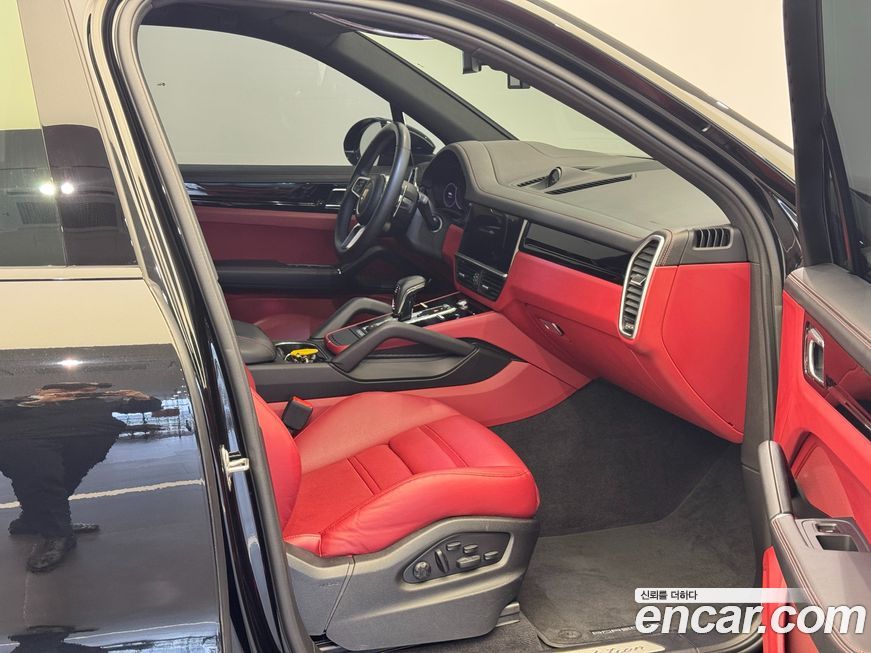 Porsche Cayenne 2023