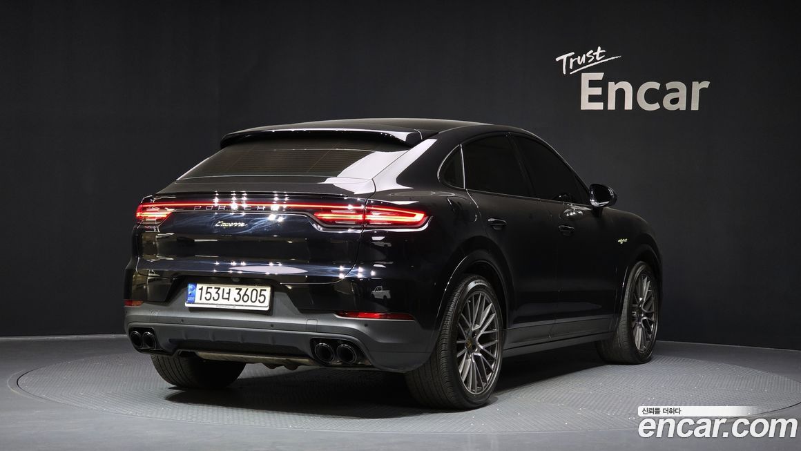 Porsche Cayenne 2022