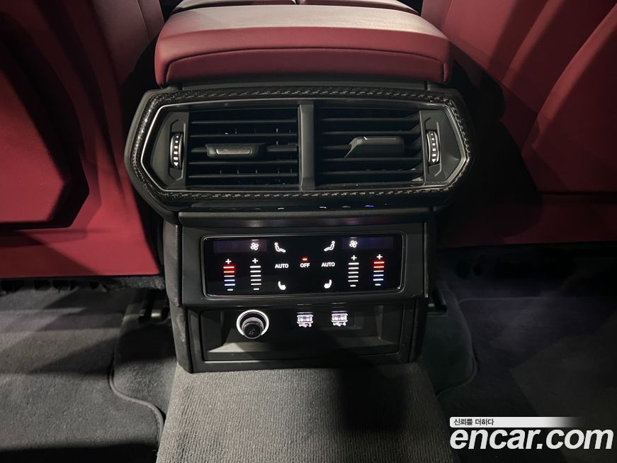 Lamborghini Urus 2021