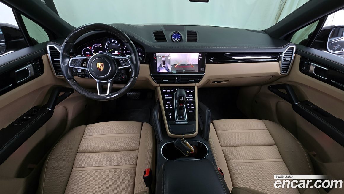 Porsche Cayenne 2022