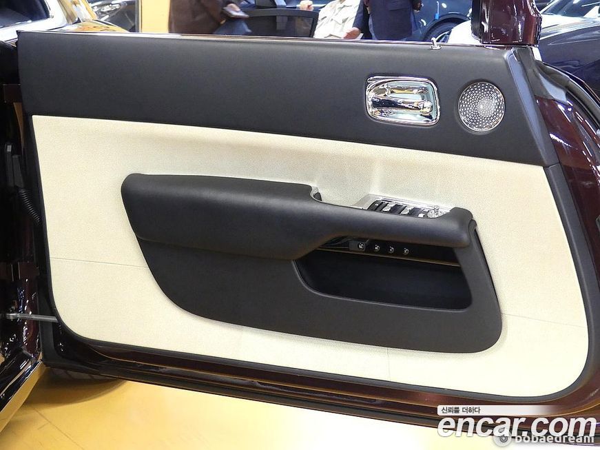 Rolls-Royce Wraith 2016