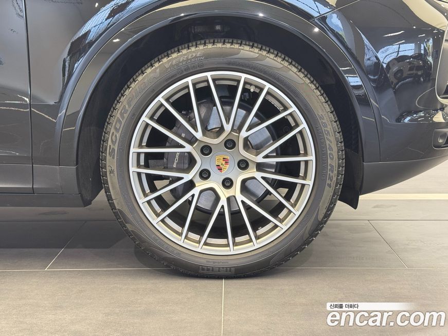 Porsche Cayenne 2023