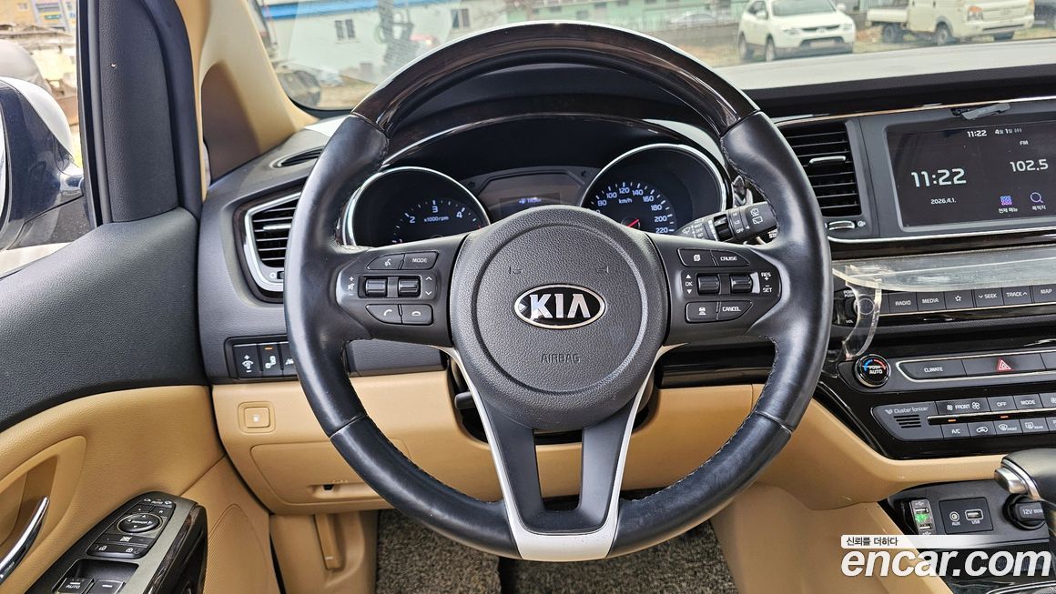Kia Canival 2019