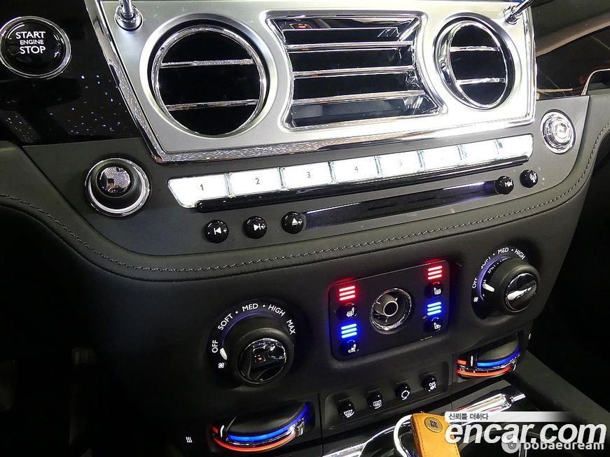 Rolls-Royce Wraith 2016