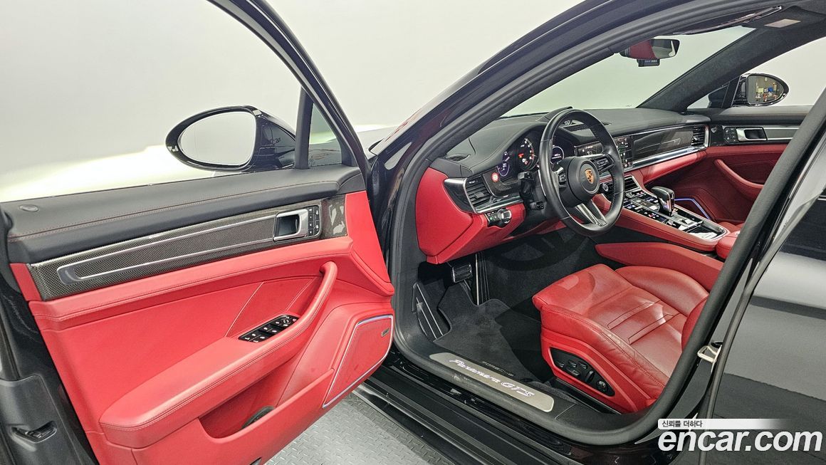 Porsche Panamera 2022