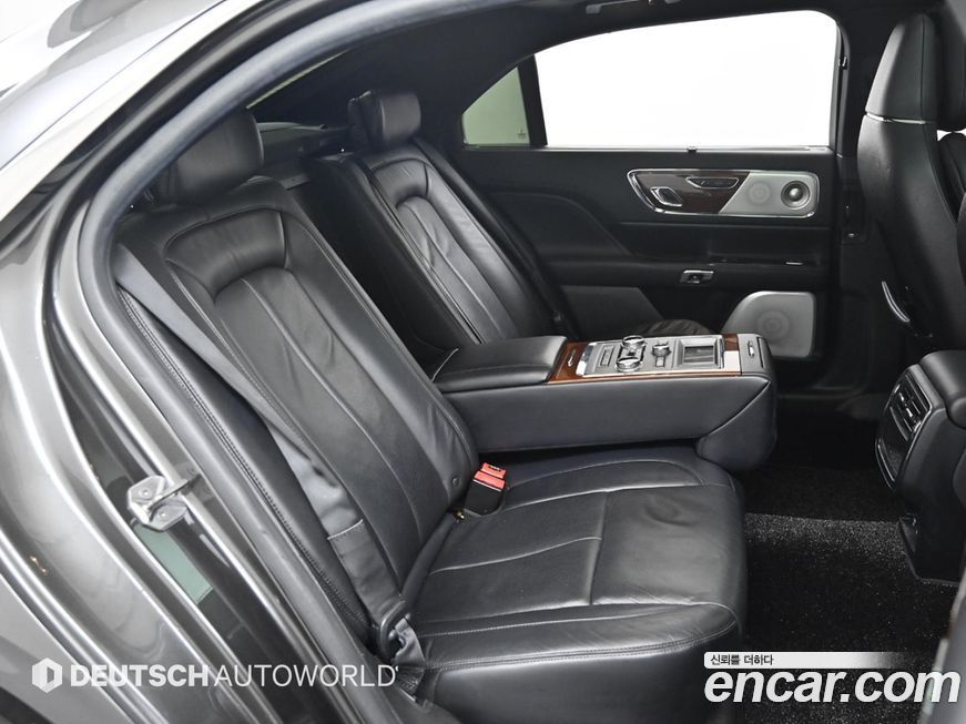 Lincoln Continental 2017