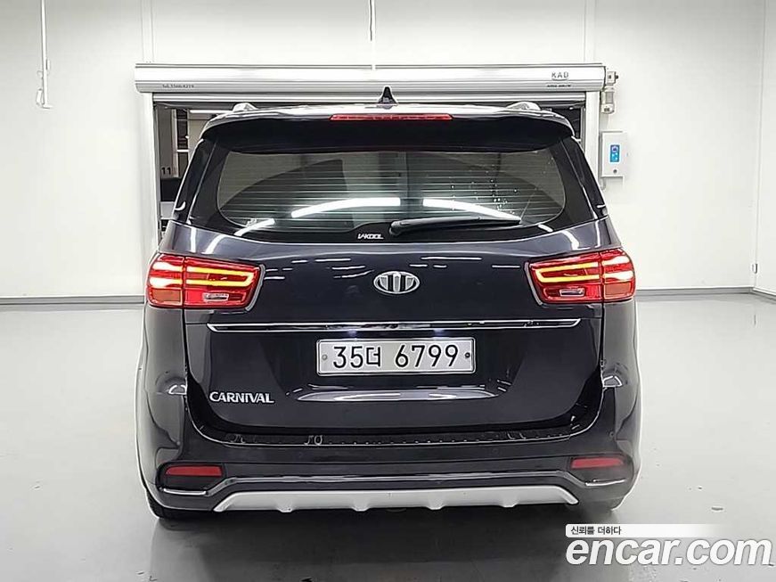 Kia Canival 2019