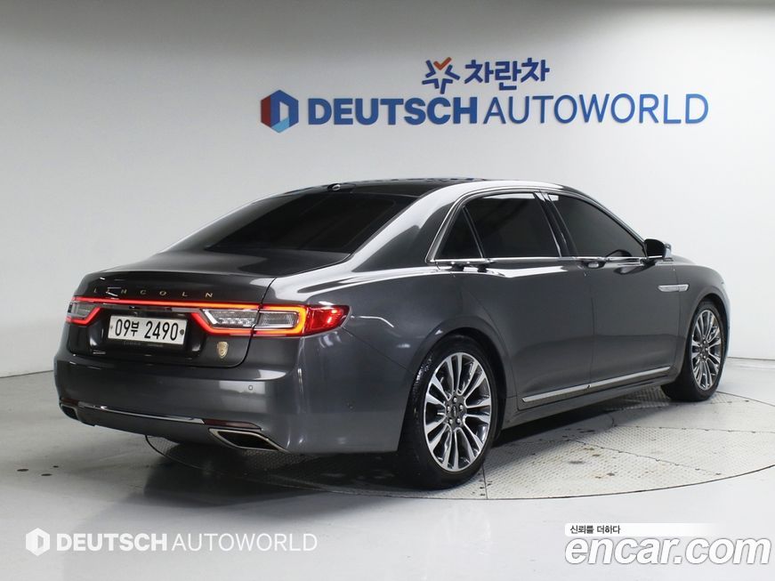 Lincoln Continental 2017