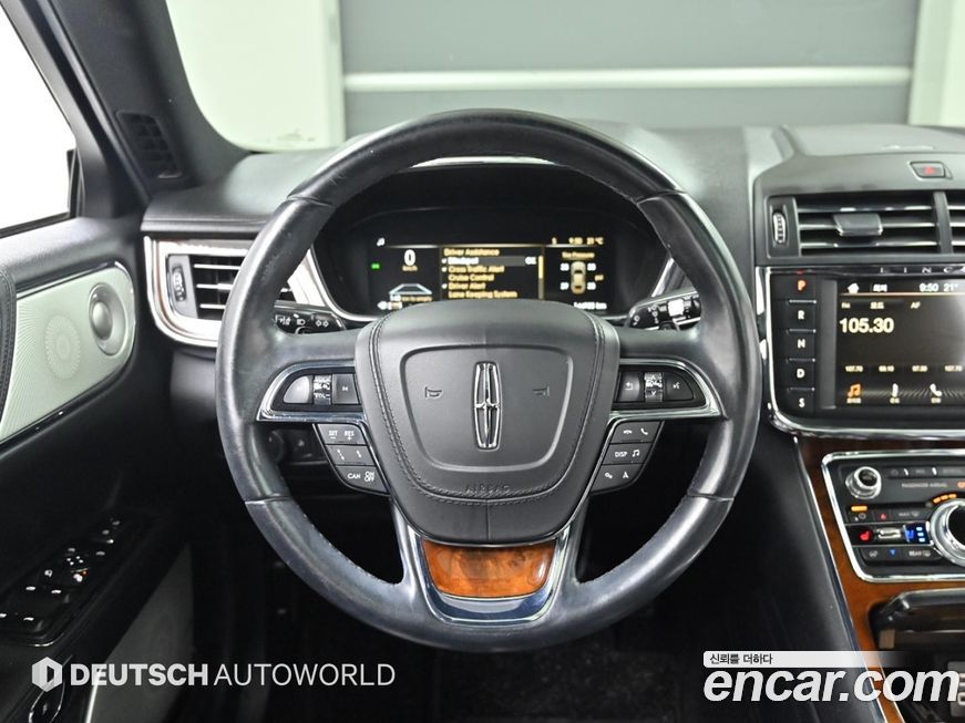 Lincoln Continental 2017