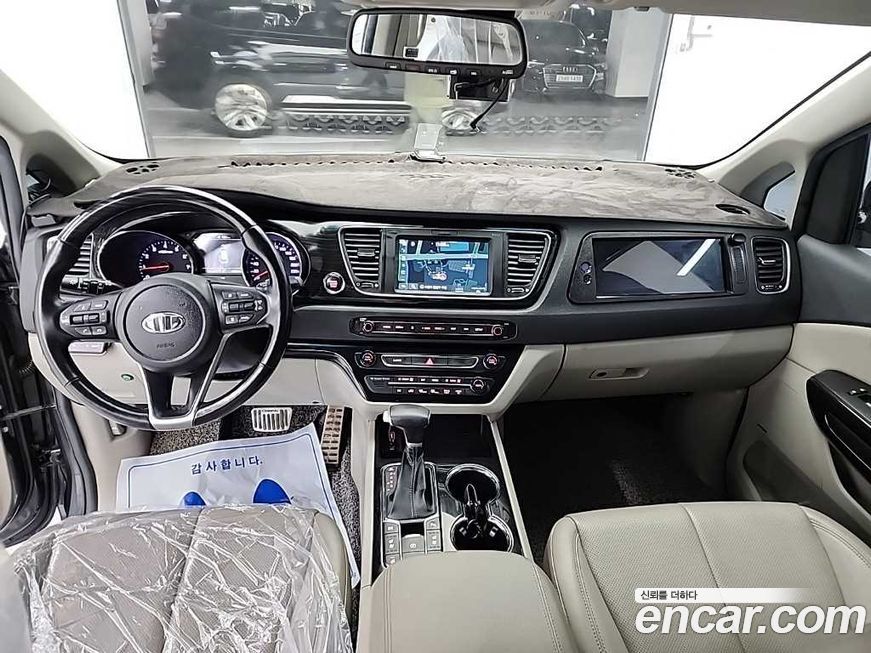 Kia Canival 2019
