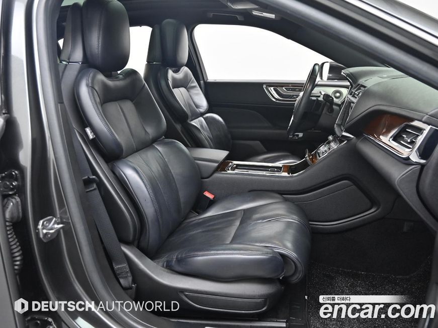 Lincoln Continental 2017