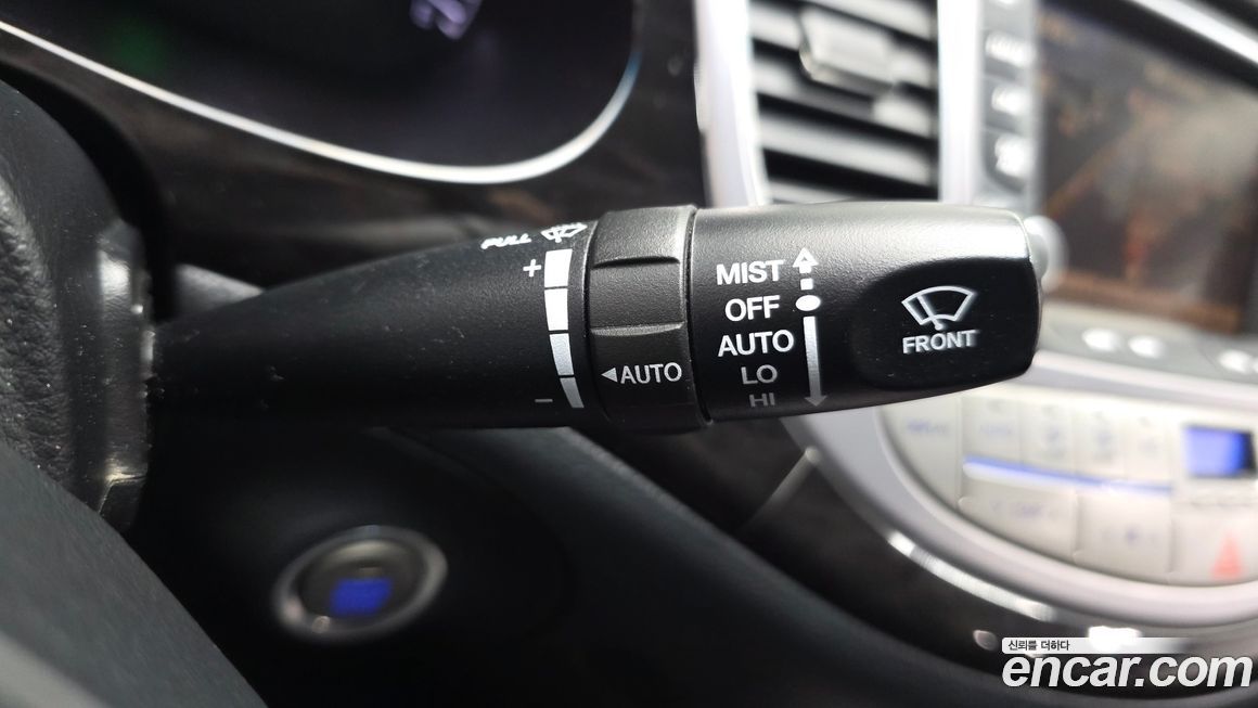 Hyundai Genesis 2013