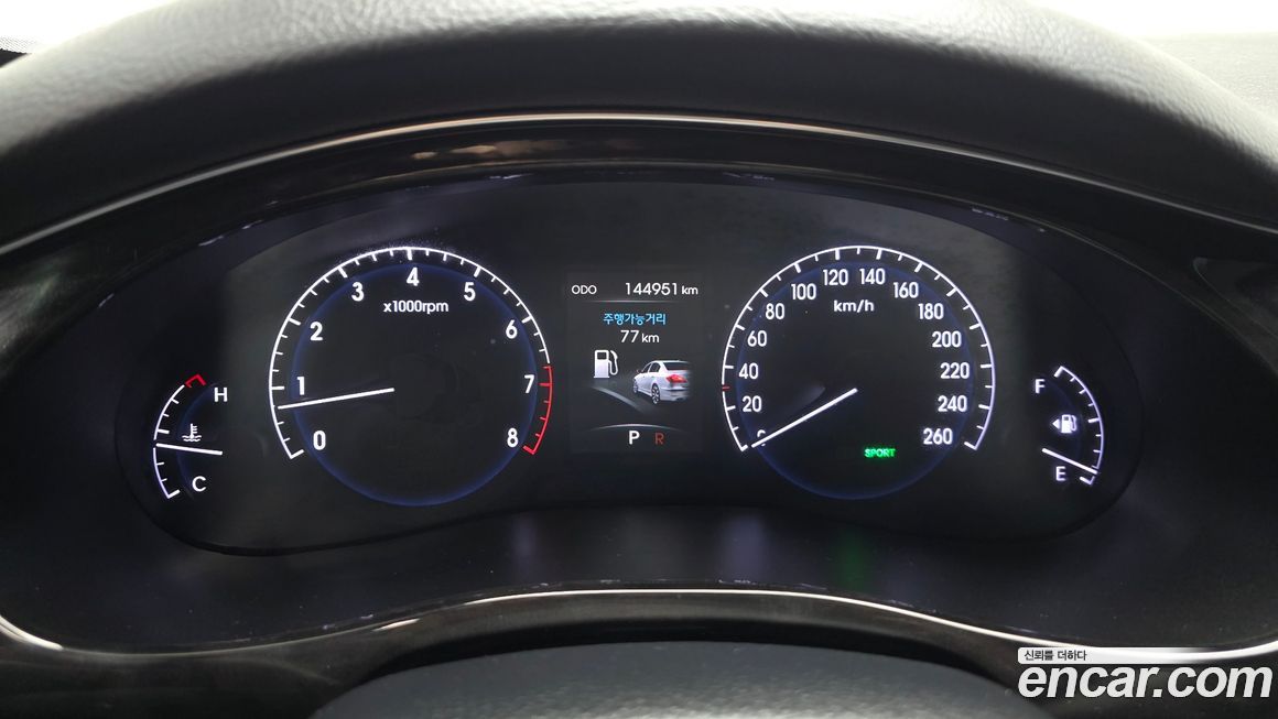 Hyundai Genesis 2013