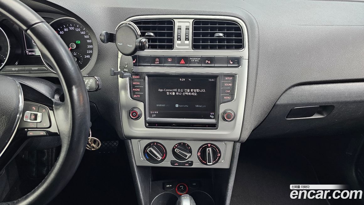 Volkswagen Polo 2016