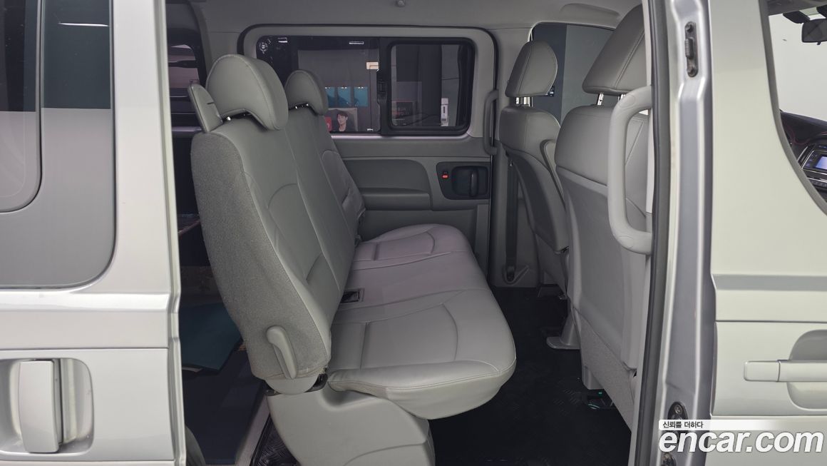 Hyundai Starex 2018