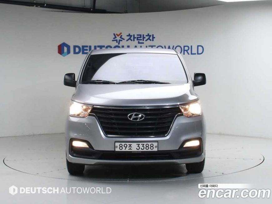 Hyundai Starex 2021