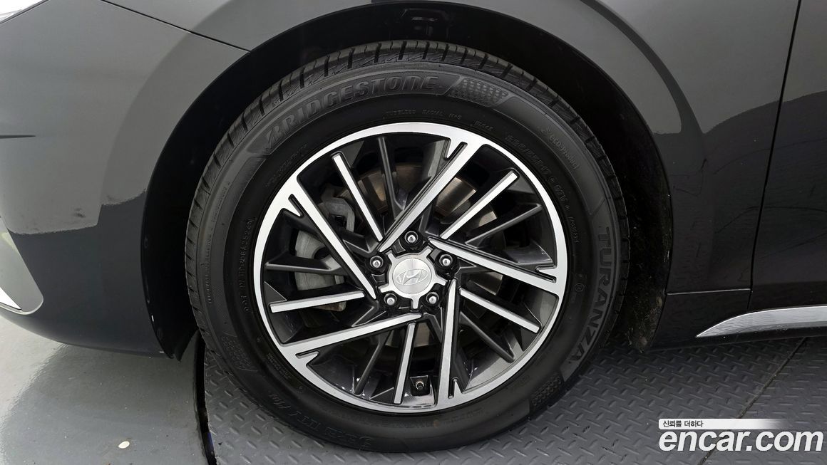 Hyundai Grandeur 2021