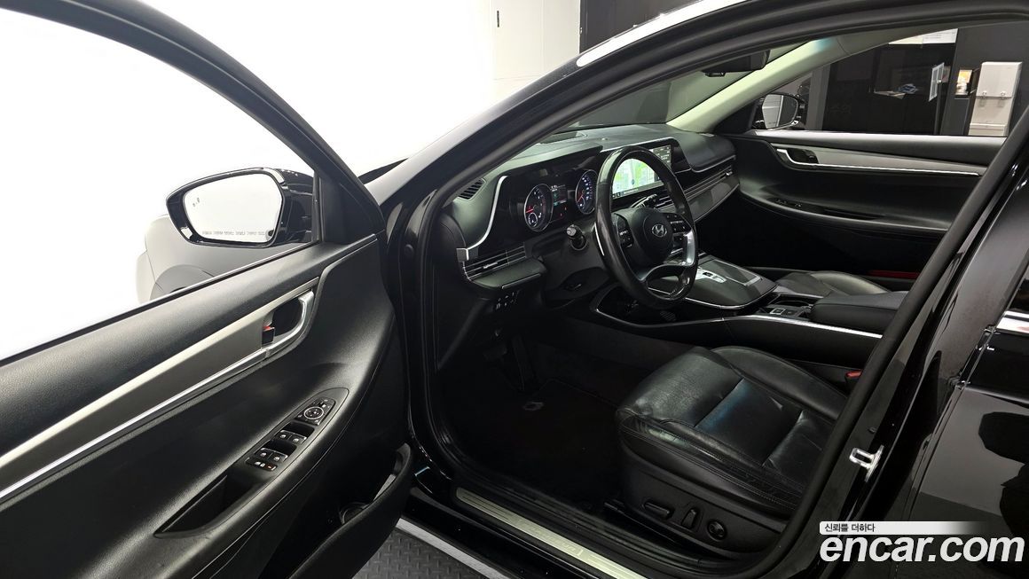 Hyundai Grandeur 2021