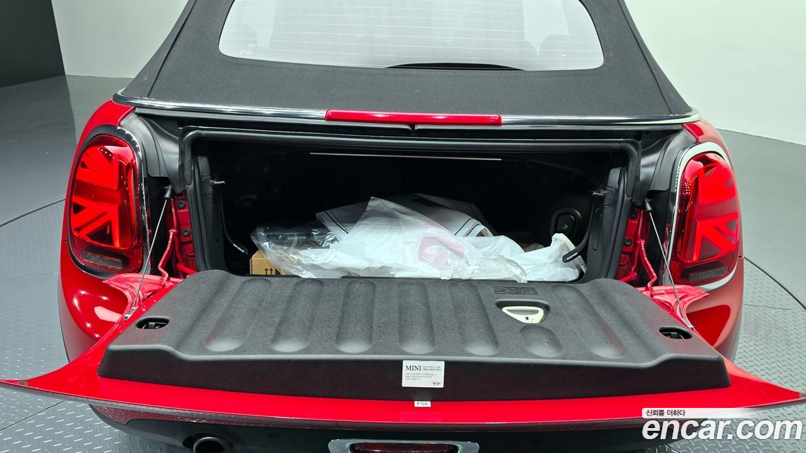 Mini Cooper Convertible 2018