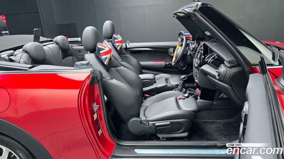 Mini Cooper Convertible 2018