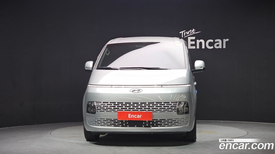 Hyundai Staria 2023
