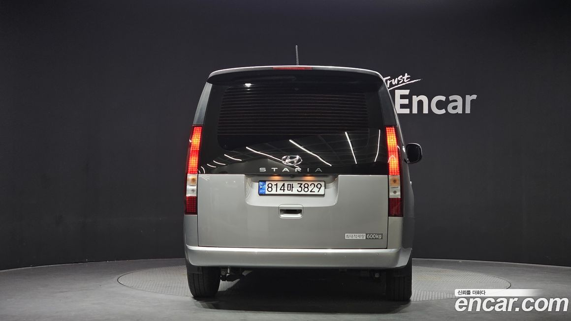 Hyundai Staria 2023