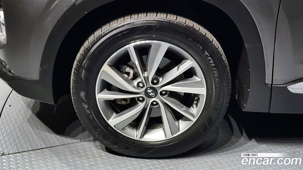 Hyundai Santafe 2020