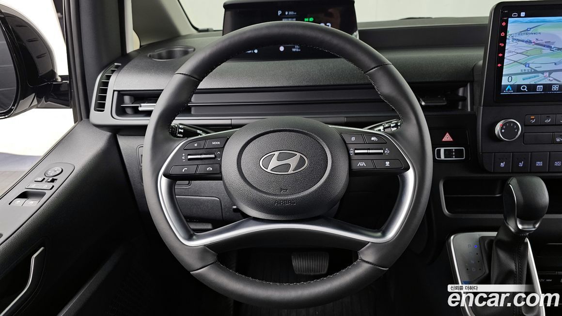 Hyundai Staria 2025