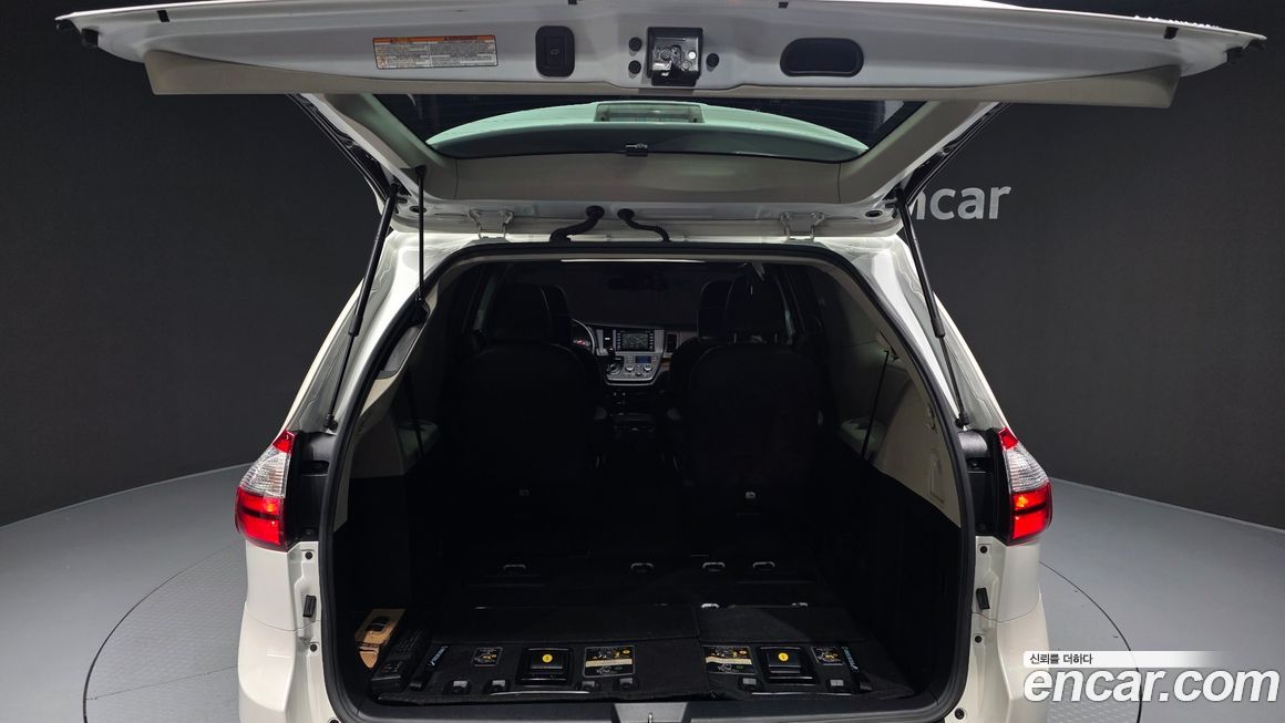 Toyota Sienna 2018