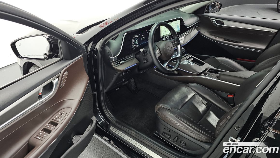 Hyundai Grandeur 2021