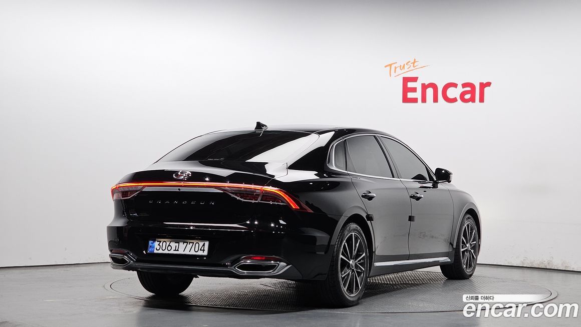 Hyundai Grandeur 2021