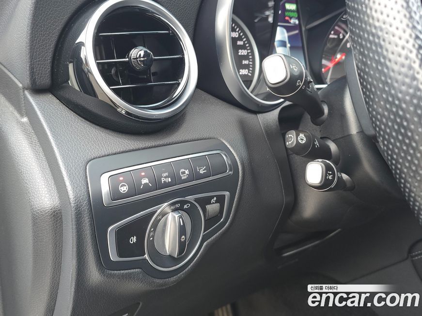 Mercedes-Benz GLC-Class 2019