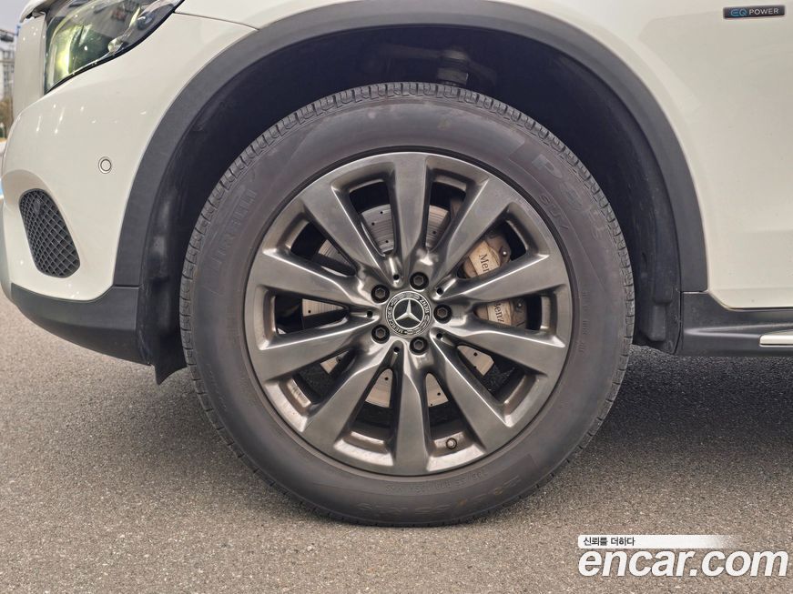 Mercedes-Benz GLC-Class 2019