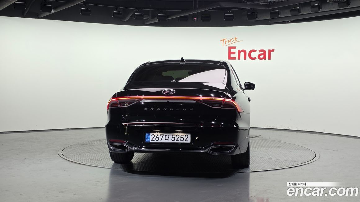 Hyundai Grandeur 2022