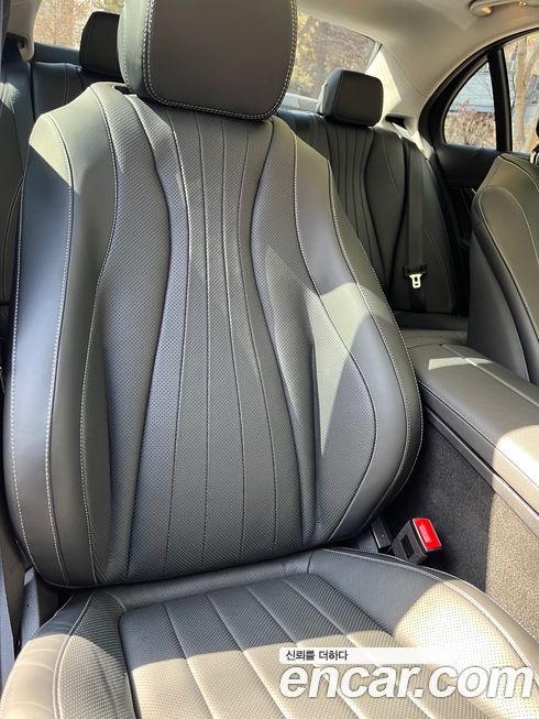 Mercedes-Benz E-Class 2019