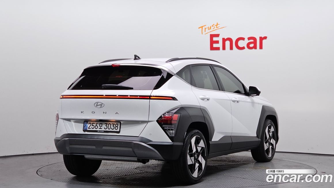 Hyundai Kona 2025