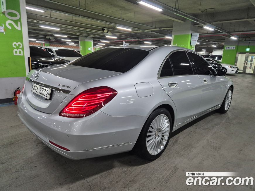 Mercedes-Benz S-Class 2015