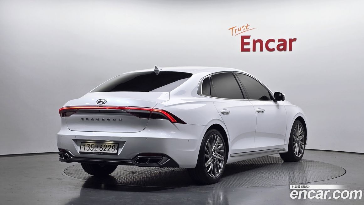Hyundai Grandeur 2020