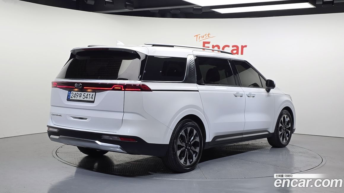 Kia Canival 2021