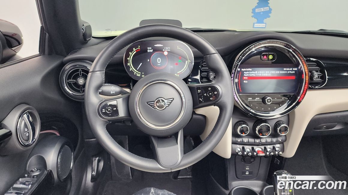 Mini Cooper Convertible 2023