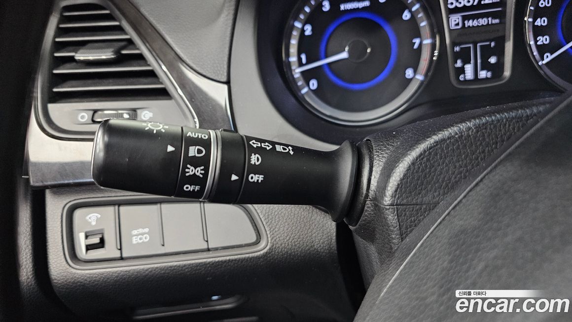 Hyundai Grandeur 2012