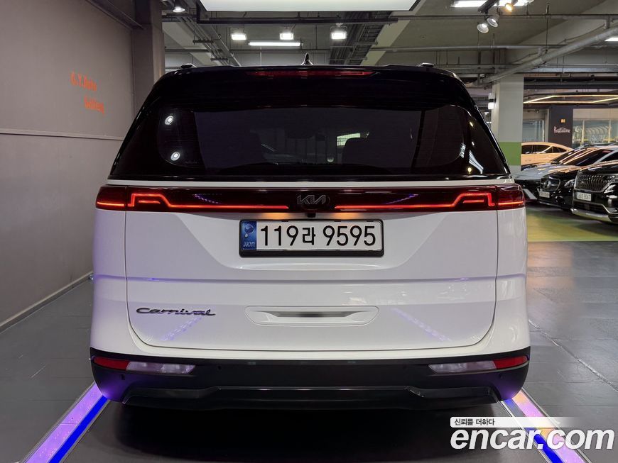 Kia Canival 2021