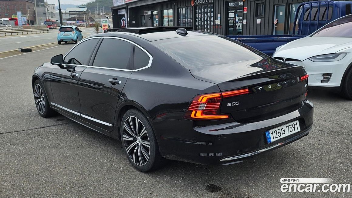 Volvo S90 2021